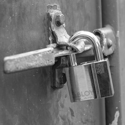 Abloy® PL358T sluit haak van container af