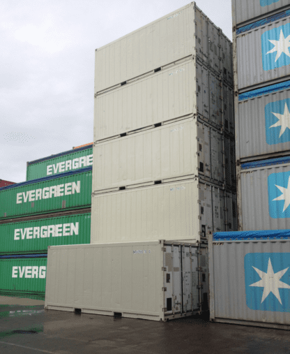 TWEEDEHANDS 20FT REEFER (MET WERKENDE MOTOR)