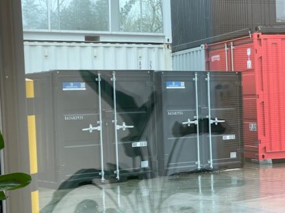 direct beschikbaar 2 x zwarte 6ft CTX container RAL 9005